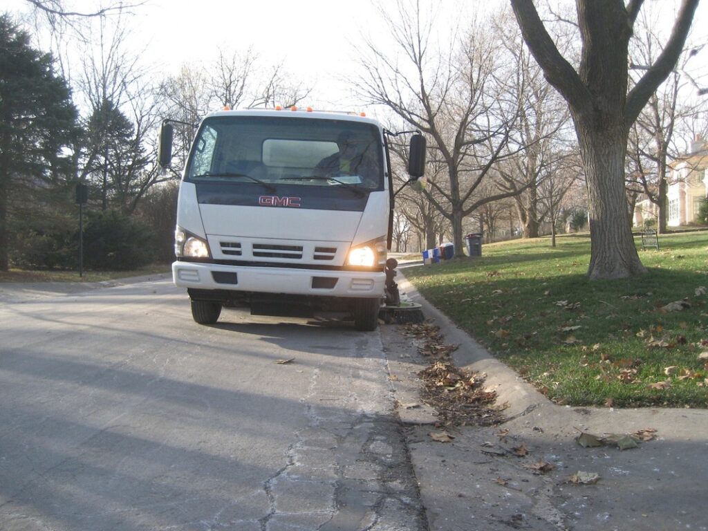 street sweeping in neighborhoods and cities in and around kansas city mo and kansas